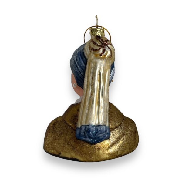 Girl with a Pearl Earring at the Spa Ornament - Image 3