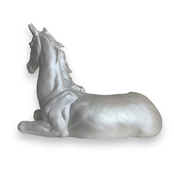 Large Unicorn Statue - Image 2