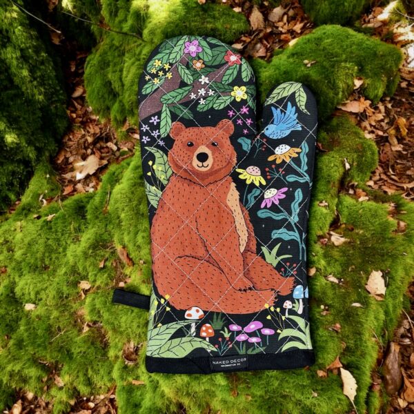 Woodland Creatures Collection: Big Brown Bear Oven Mitt - Image 2