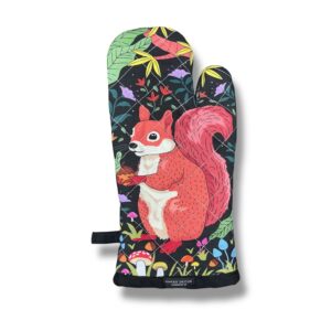 Woodland Creatures Collection: Squirrel Oven Mitt