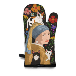 Museum Collection: Girl with a Pearl Earring and Three Cats Oven Mitt